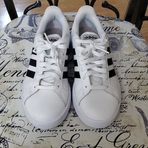 Adidas  Grand Court  tennis